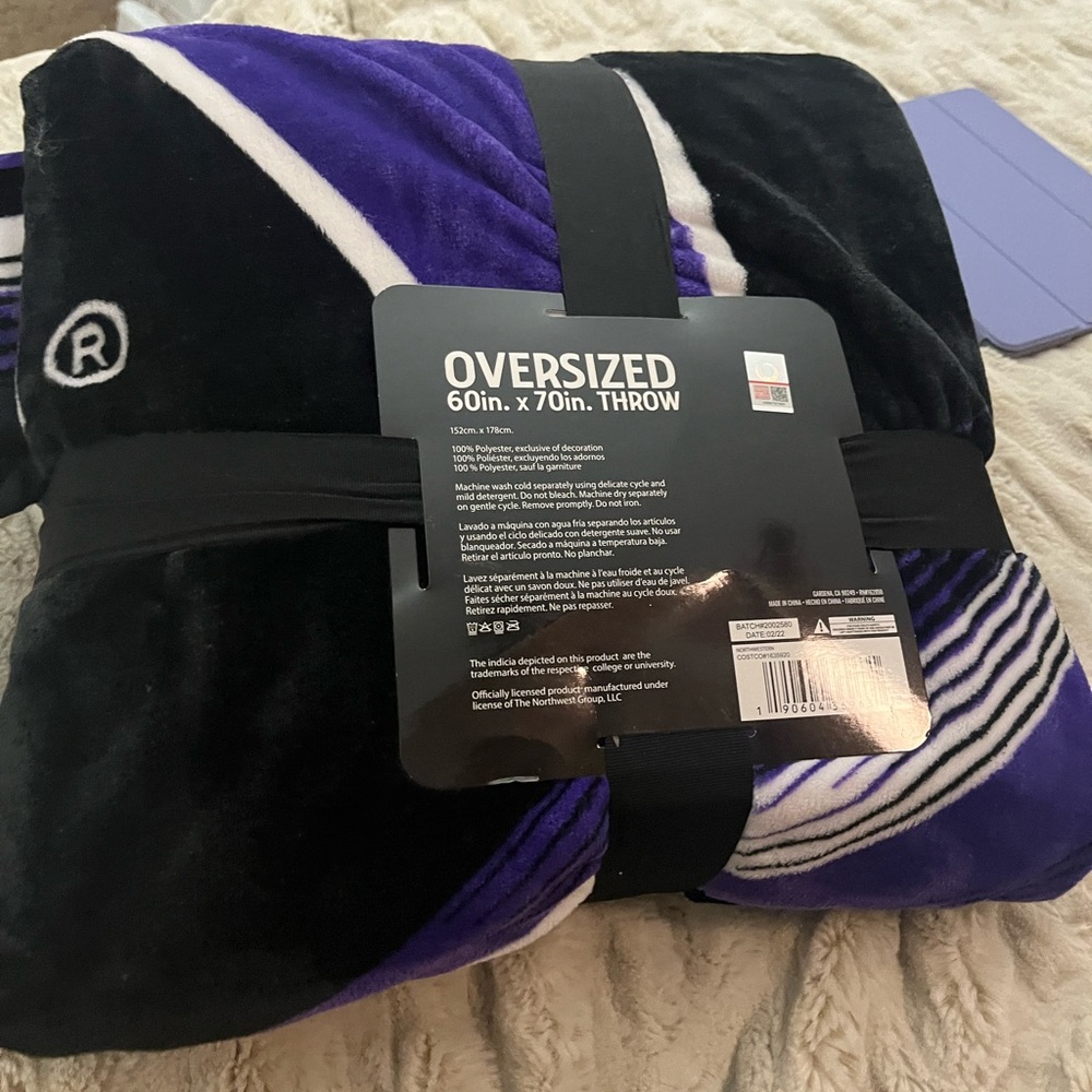 Oversized Black and Purple Throw Blanket
